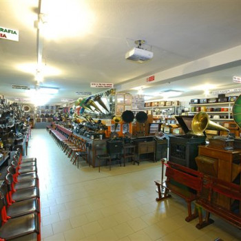 Museo della comunicazione G. Pelagalli - Mille voci...mille suoni